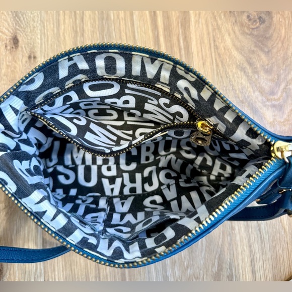 Marc by Marc Jacobs Blue Embossed Leather Shoulder Bag - Picture 4 of 8